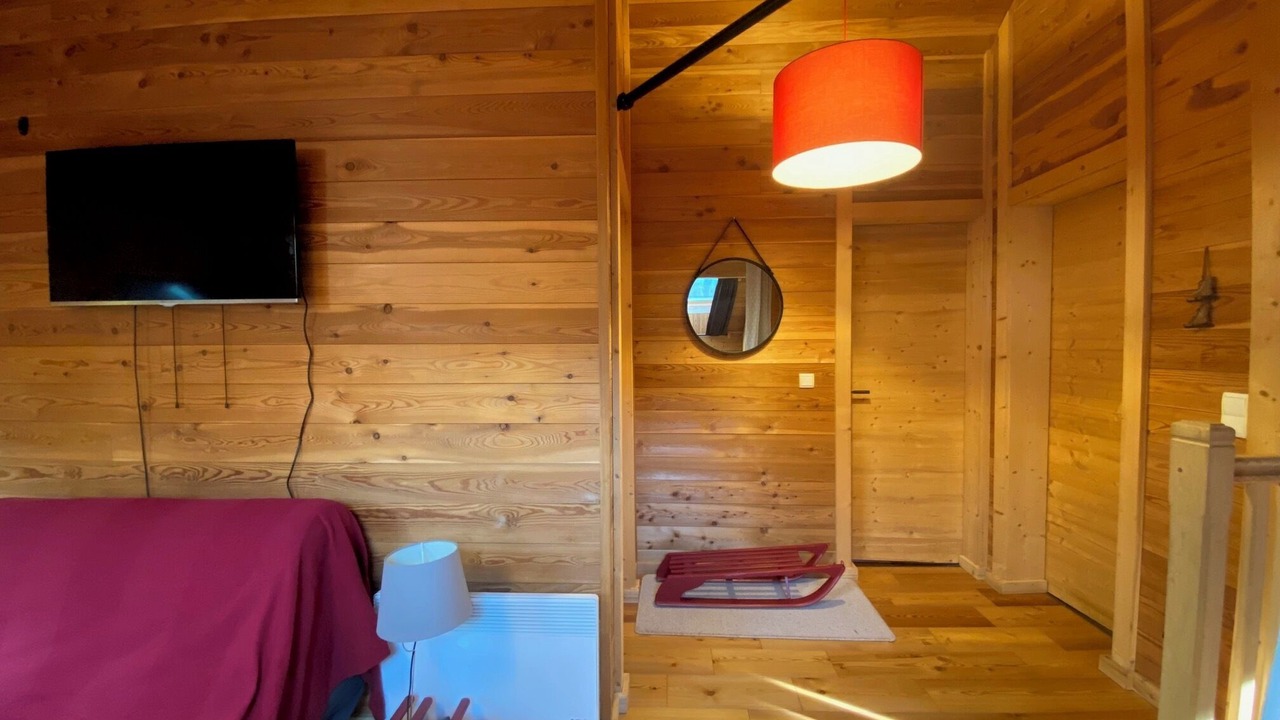 Photo of Bedroom in Enchastrayes