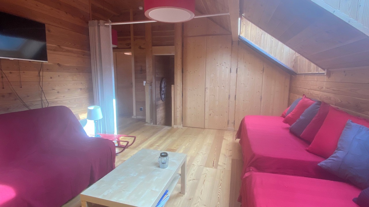 Photo of Bedroom in Enchastrayes