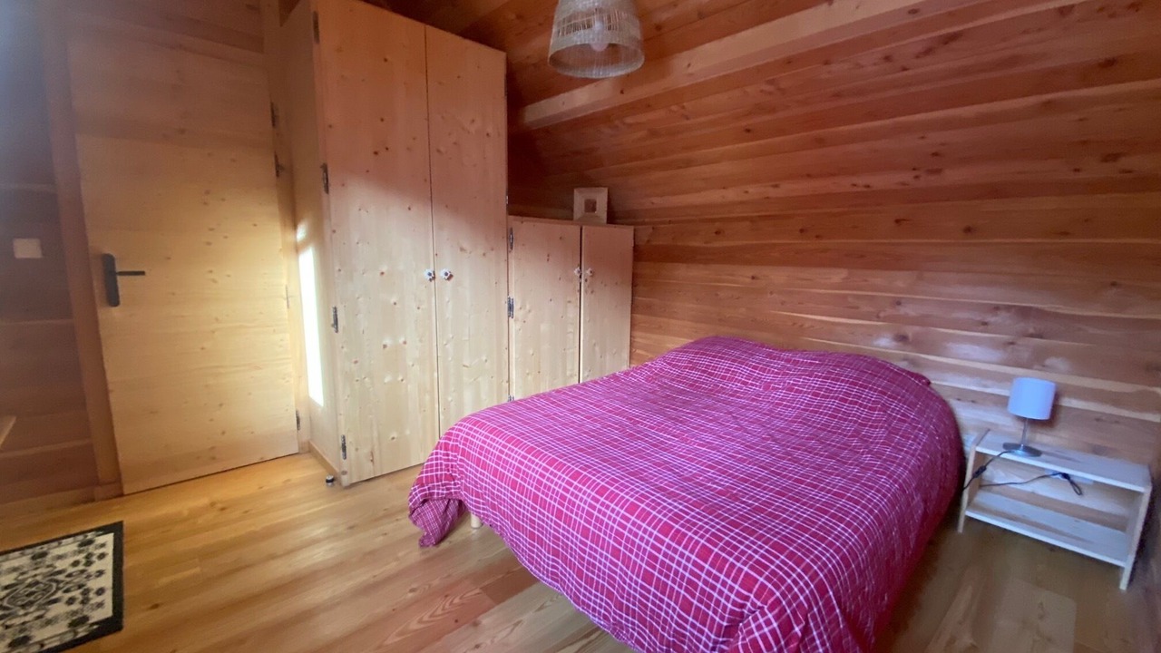 Photo of Bedroom in Enchastrayes