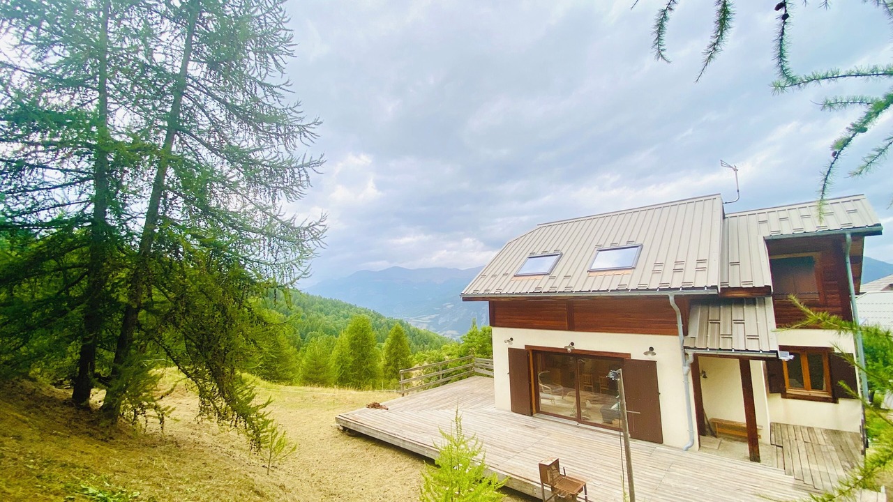 Photo of Outdoor in Enchastrayes