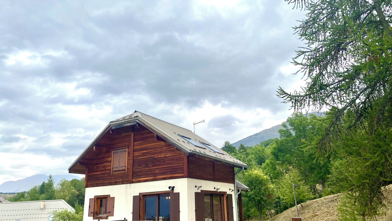 Photo of Outdoor in Enchastrayes