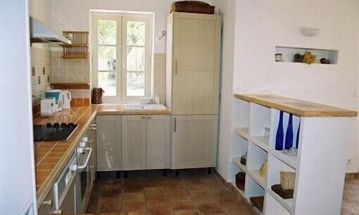 Photo of Kitchen in Buoux