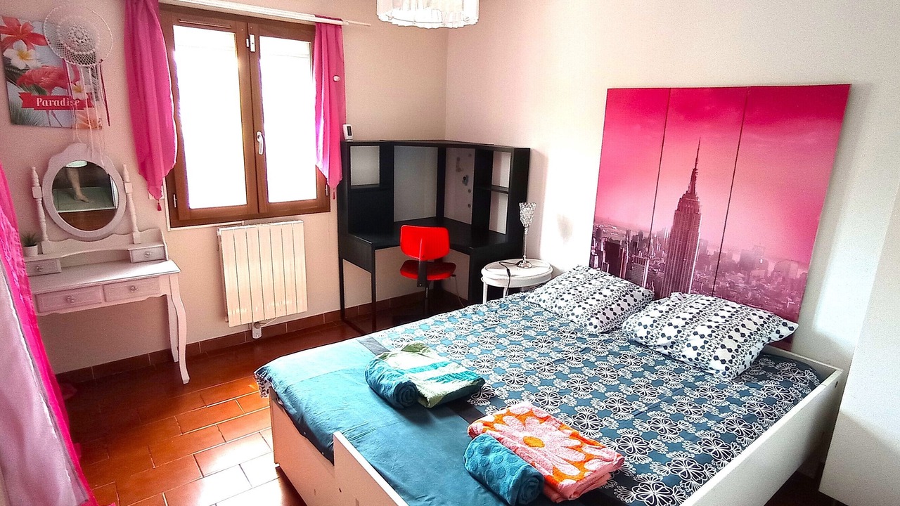 Photo of Bedroom in Mimet