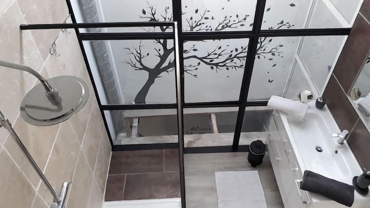 Photo of Bathroom in Quartier du Panier