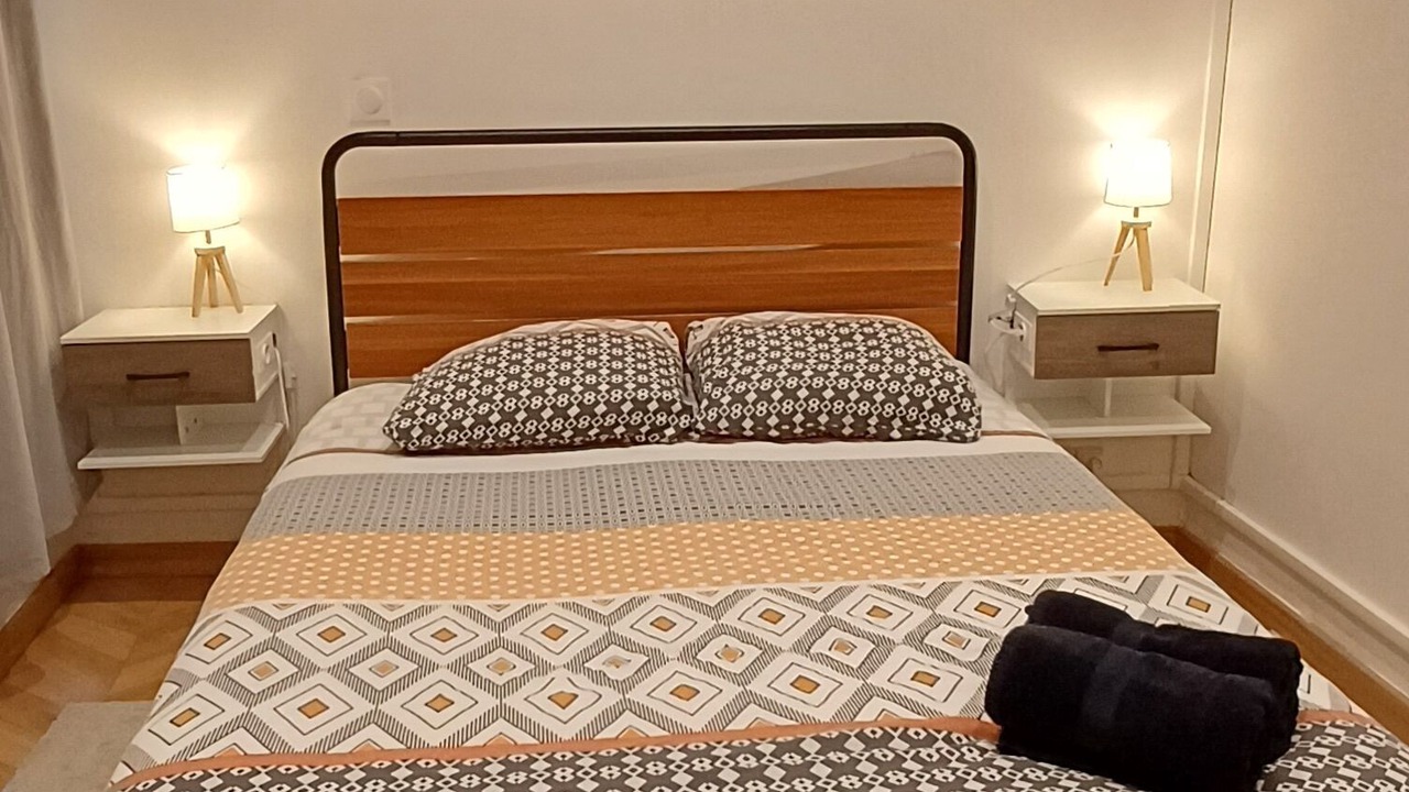 Photo of Bedroom in Avignon City Centre