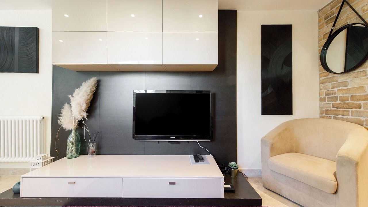 Photo of Livingroom in California - Pezou