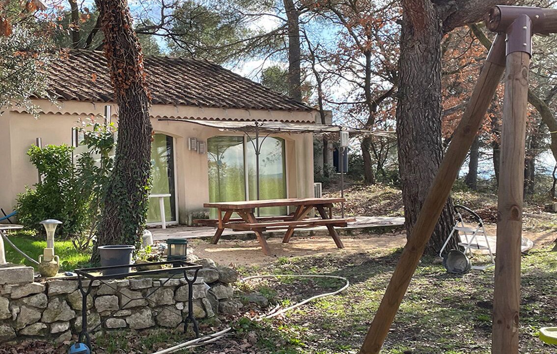Photo of Outdoor in Velleron