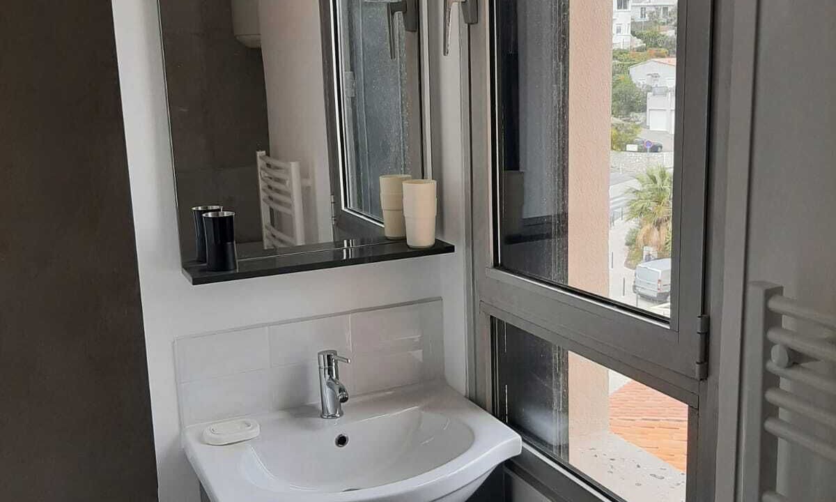 Photo of Bathroom in Cassis