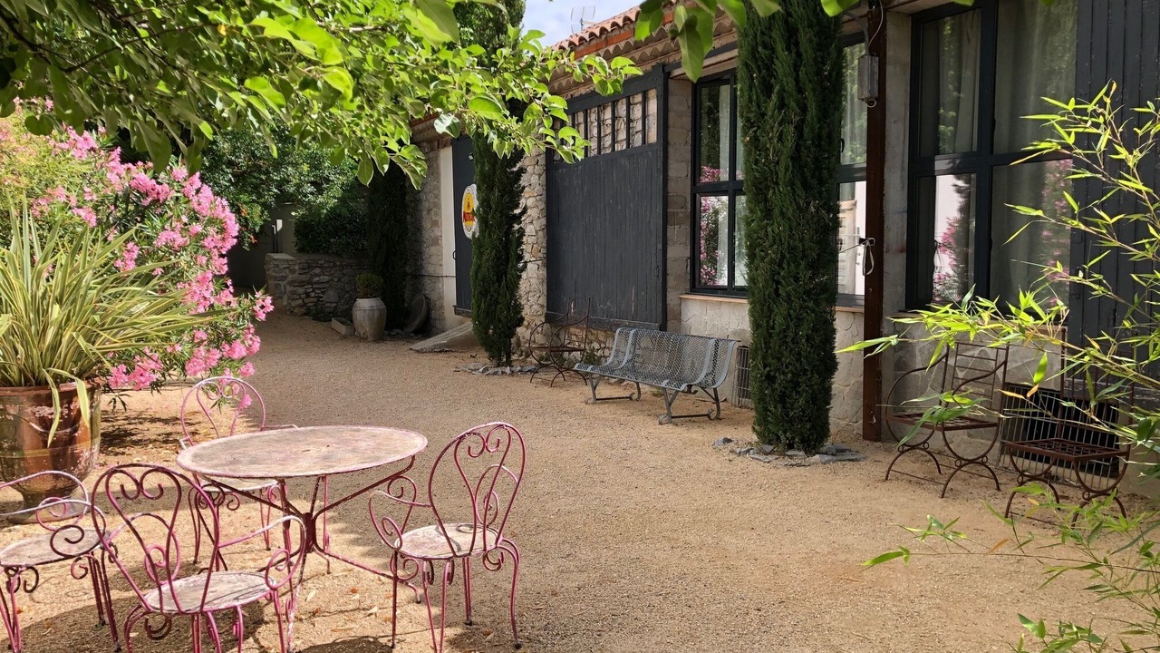 Photo of Outdoor in Lezan