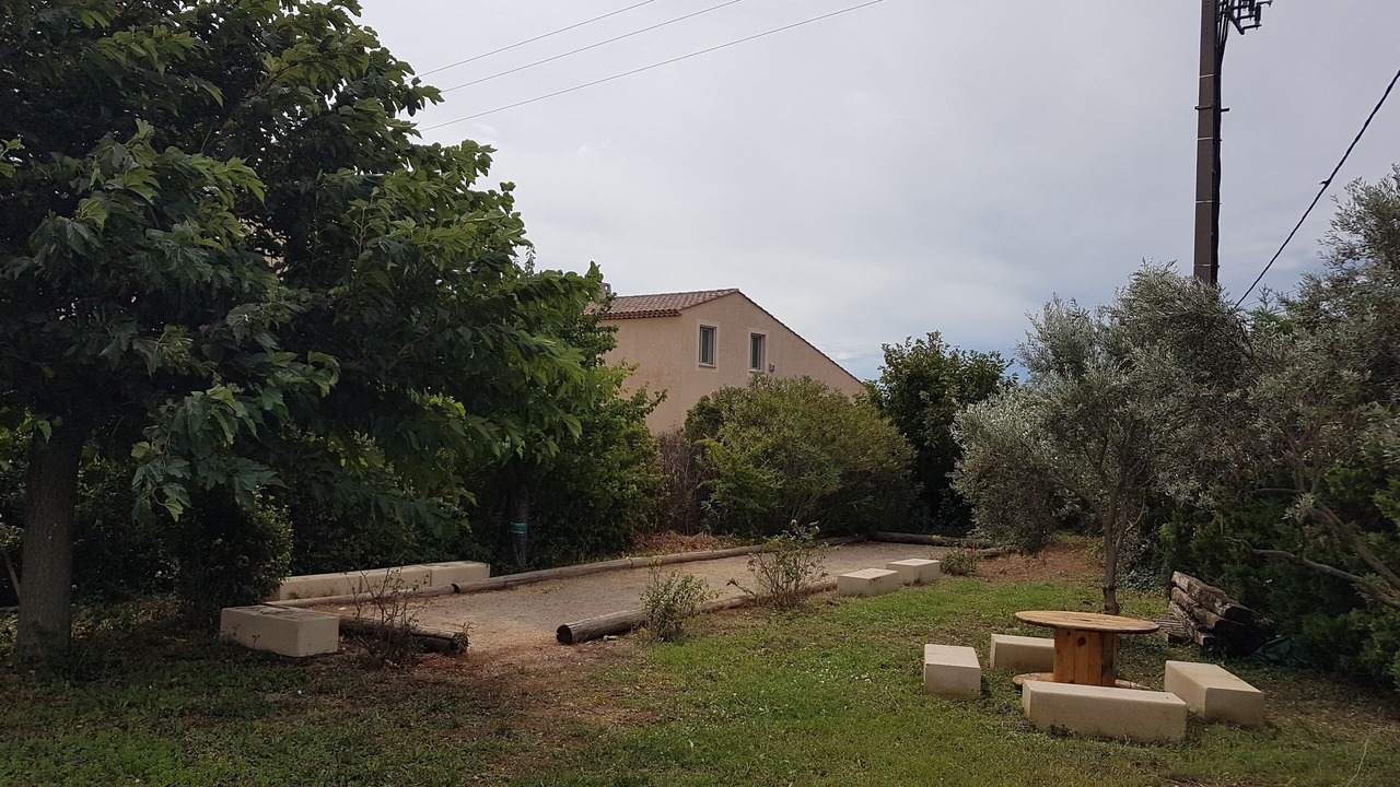 Photo of Outdoor in La Fare-les-Oliviers