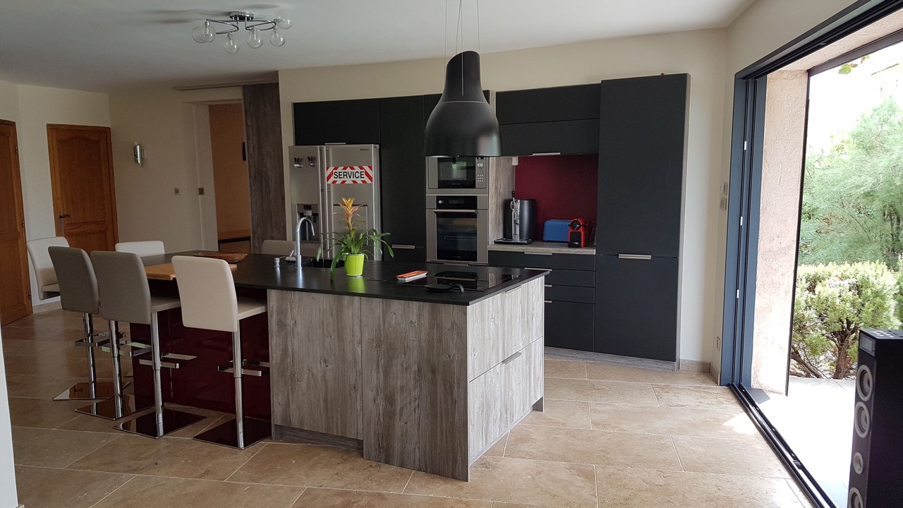 Photo of Kitchen in La Fare-les-Oliviers