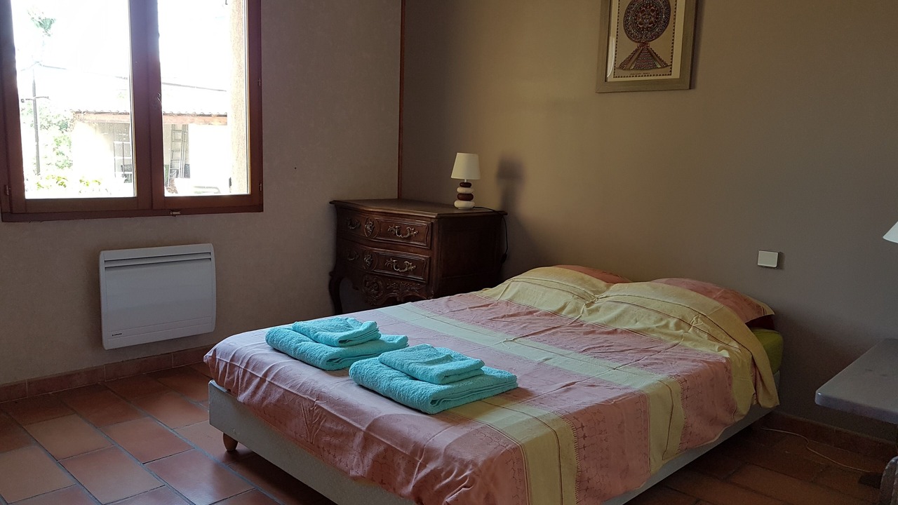 Photo of Bedroom in La Fare-les-Oliviers