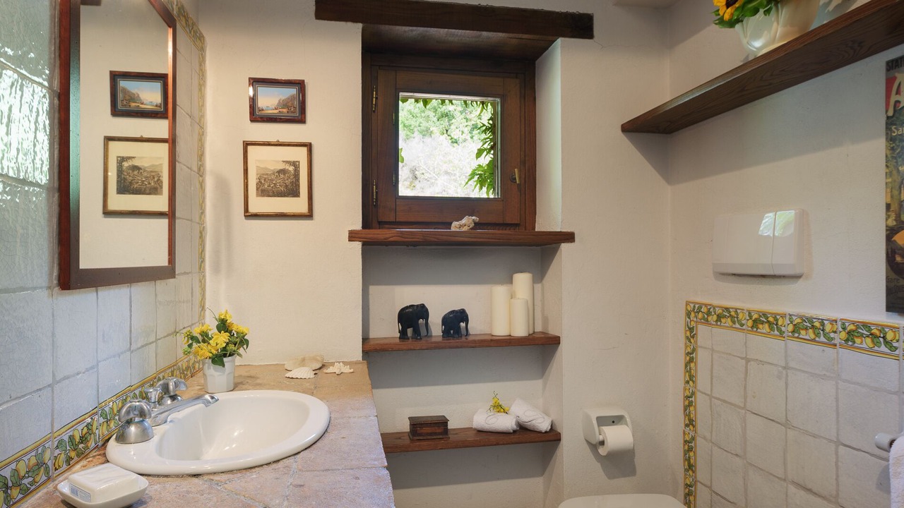 Photo of Bathroom in Cortona