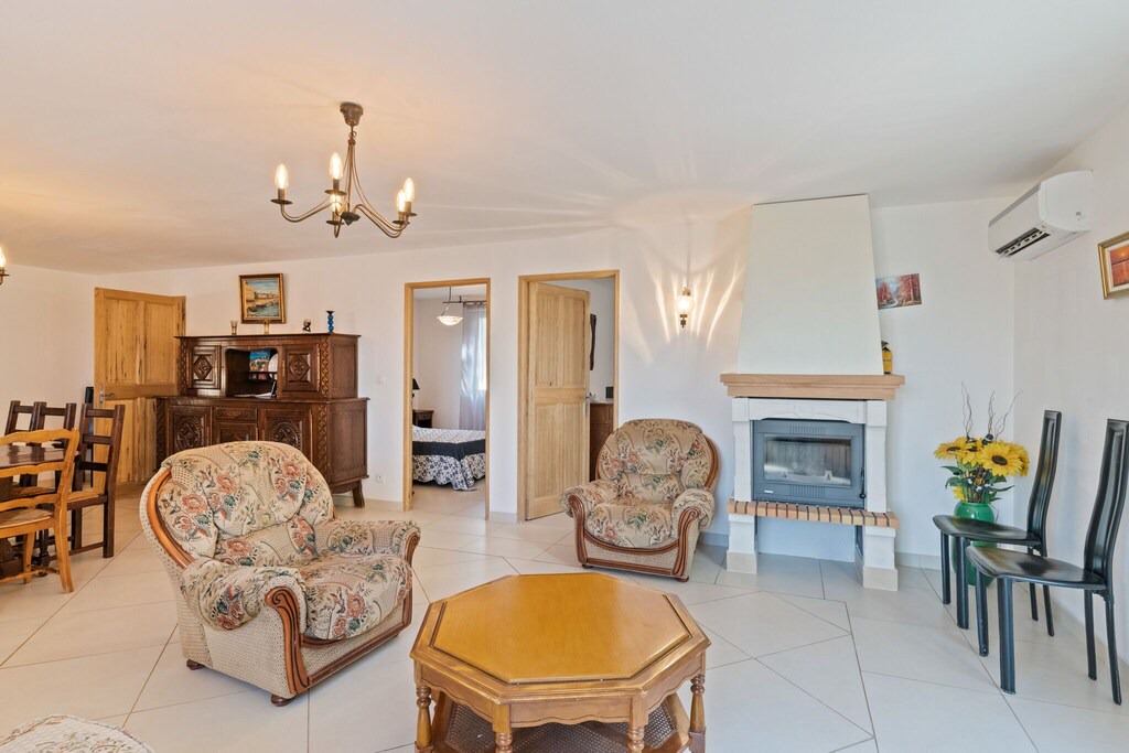 Photo of Livingroom in Tavernes
