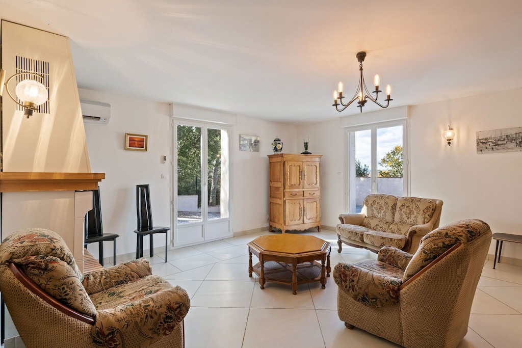Photo of Livingroom in Tavernes