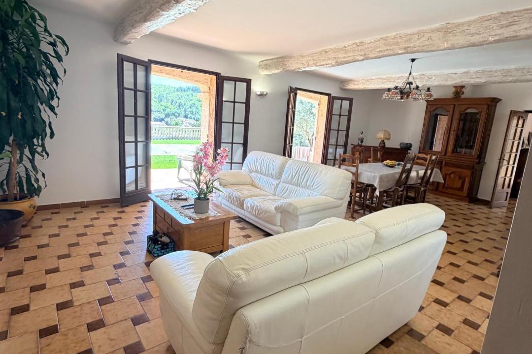 Photo of Livingroom in Cabasse