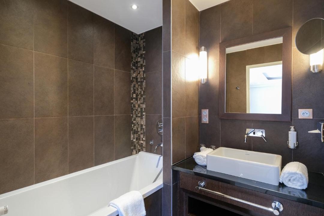 Photo of Bathroom in Juvignac