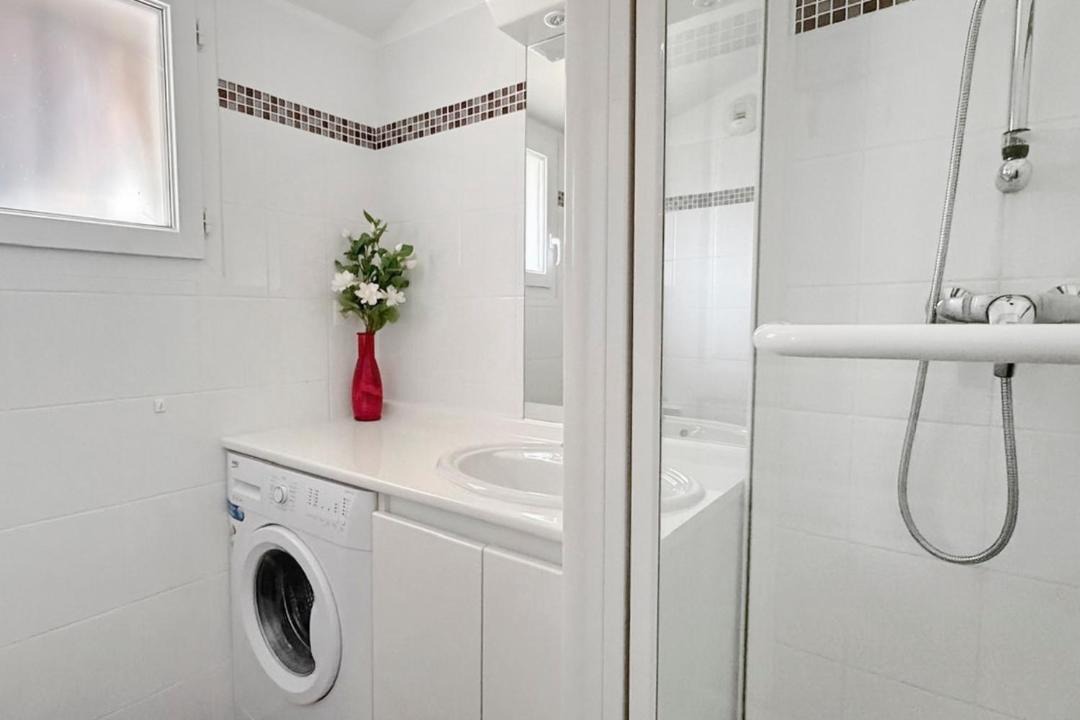 Photo of Bathroom in Cogolin