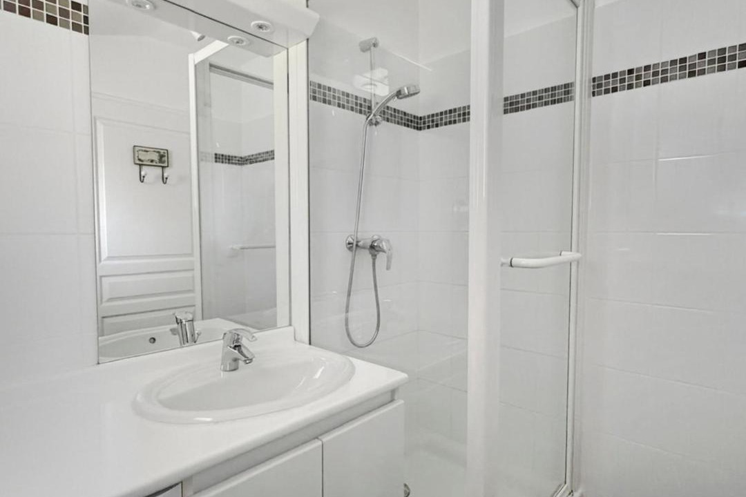 Photo of Bathroom in Cogolin