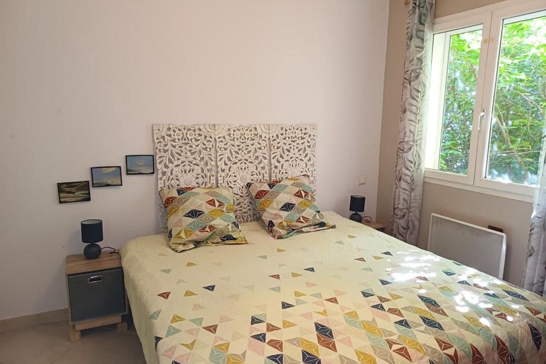 Photo of Bedroom in Vailhan