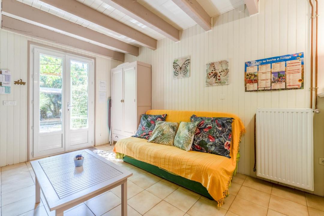 Photo of Bedroom in Eygalieres