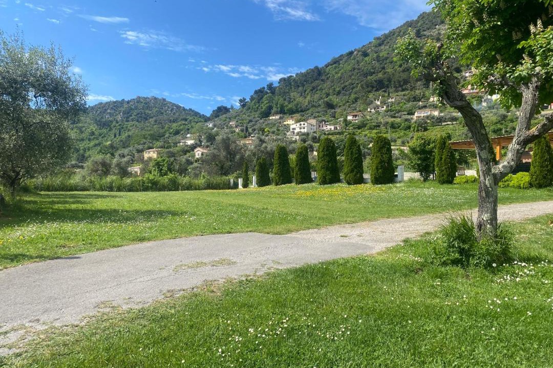 Photo of Others in Chateauneuf-Villevieille