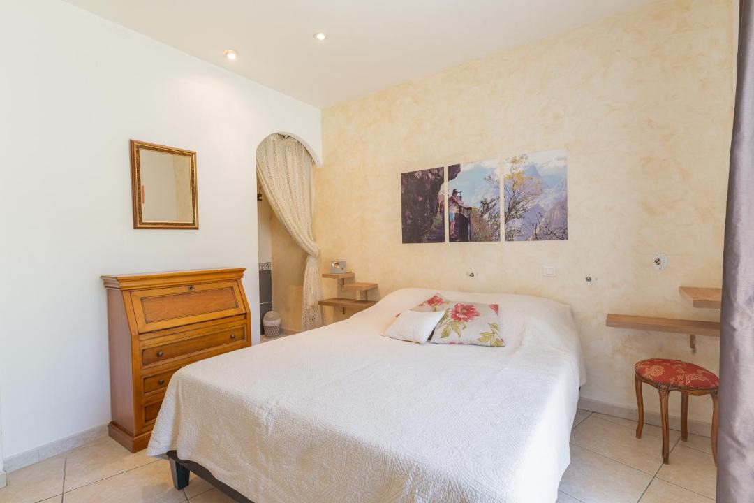Photo of Others in Salon-de-Provence