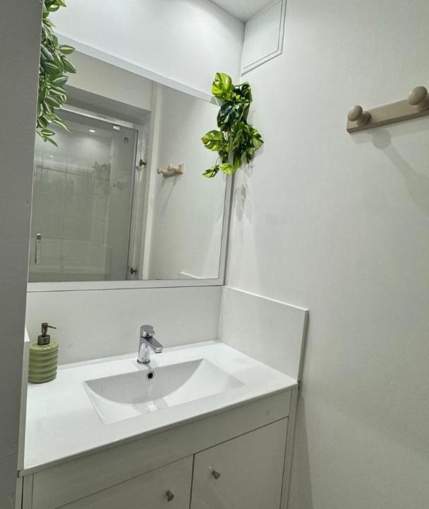 Photo of Bathroom in Salon-de-Provence