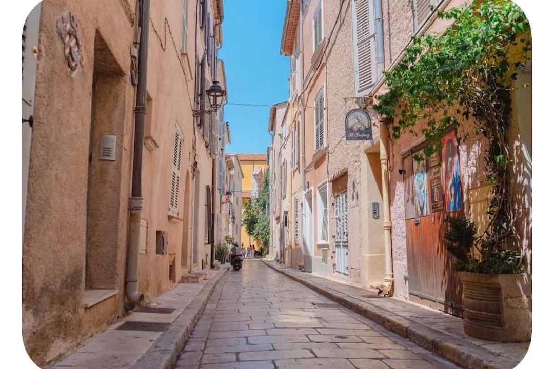 Photo of Others in Old Town