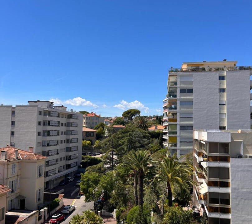Photo of Others in Carnot