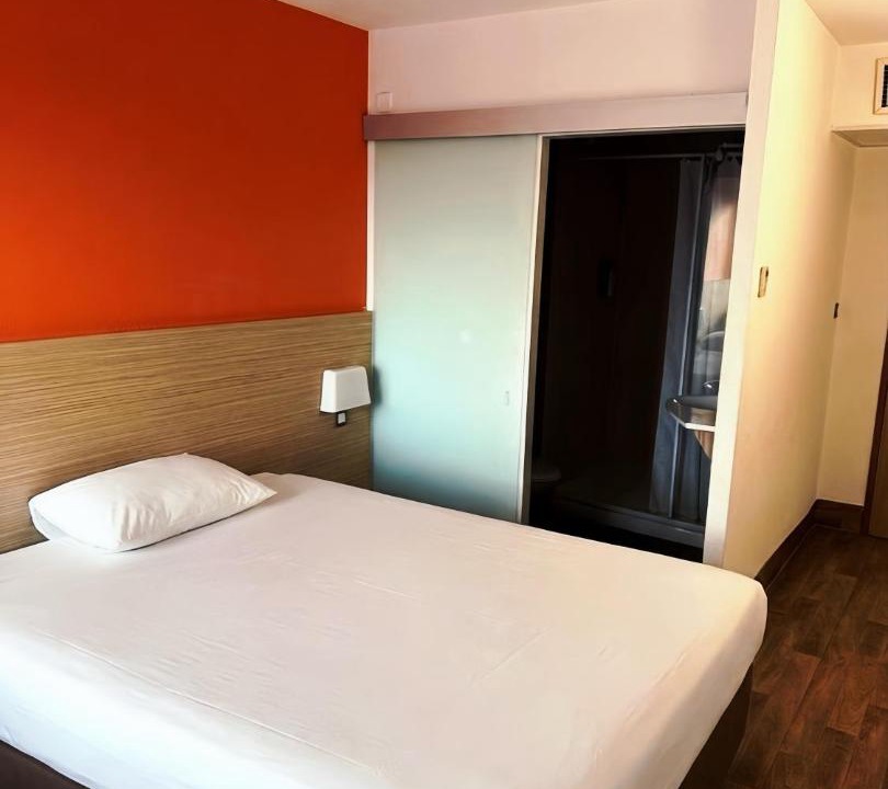 Photo of Bedroom in Istres