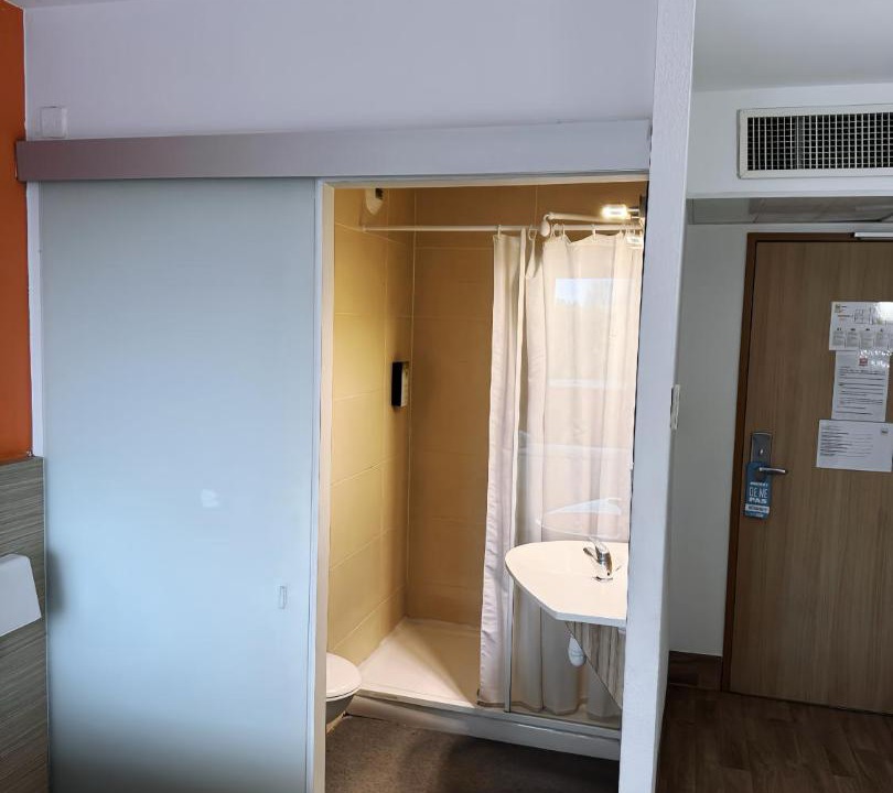 Photo of Bedroom in Istres