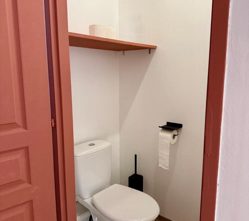 Photo of Bathroom in Molleges