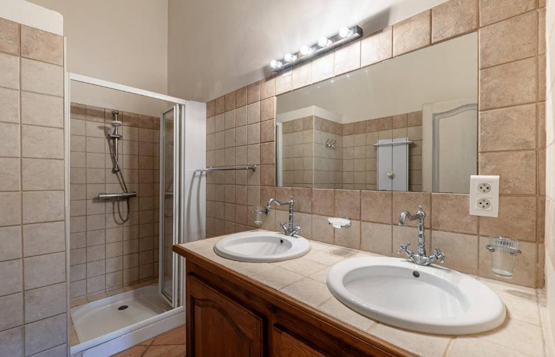 Photo of Bathroom in Bonnieux