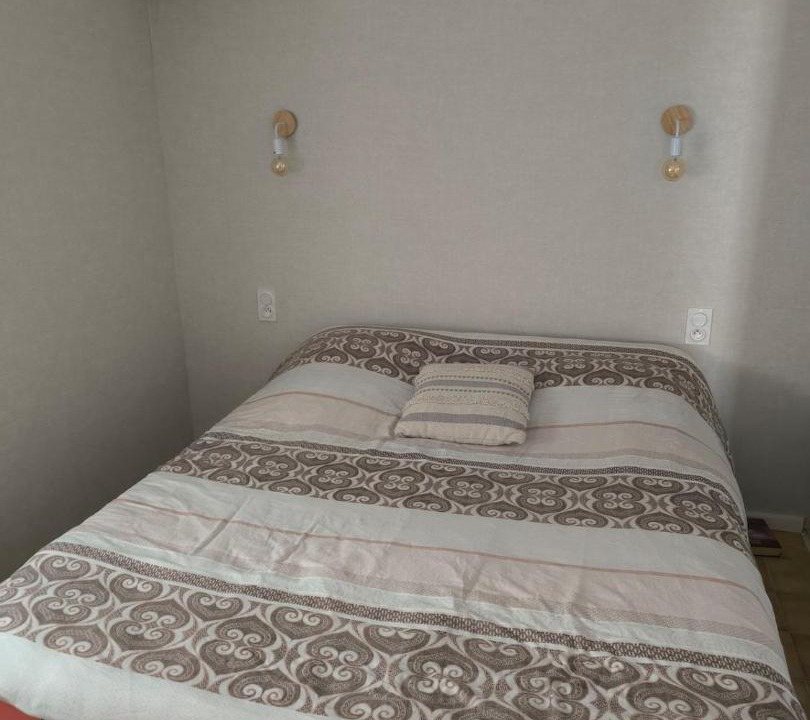 Photo of Bedroom in Pia