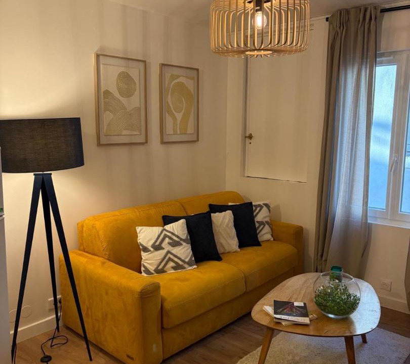 Photo of Livingroom in Lunel-Viel