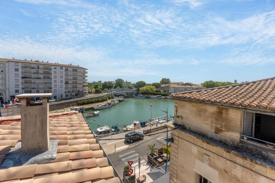 Photo of Others in Beaucaire