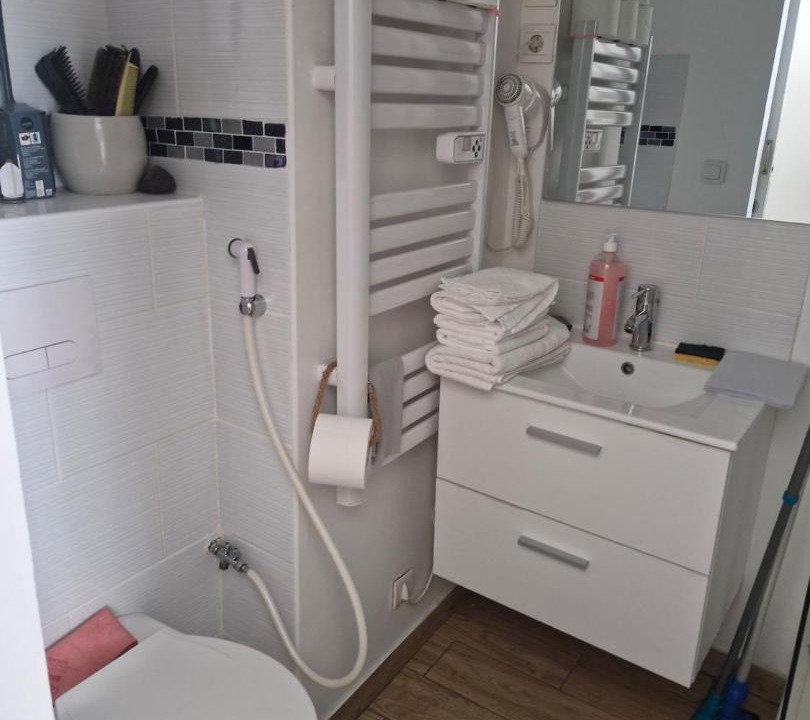 Photo of Bathroom in Baille