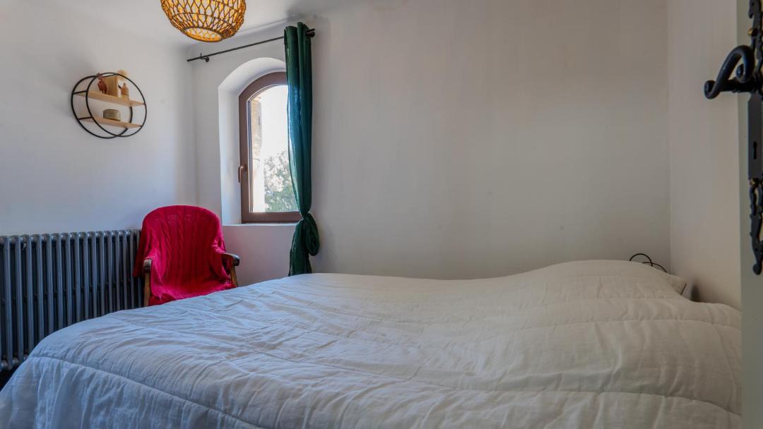 Photo of Bedroom in Cavaillon