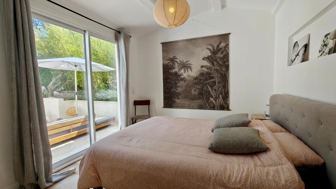 Photo of Bedroom in Eguilles