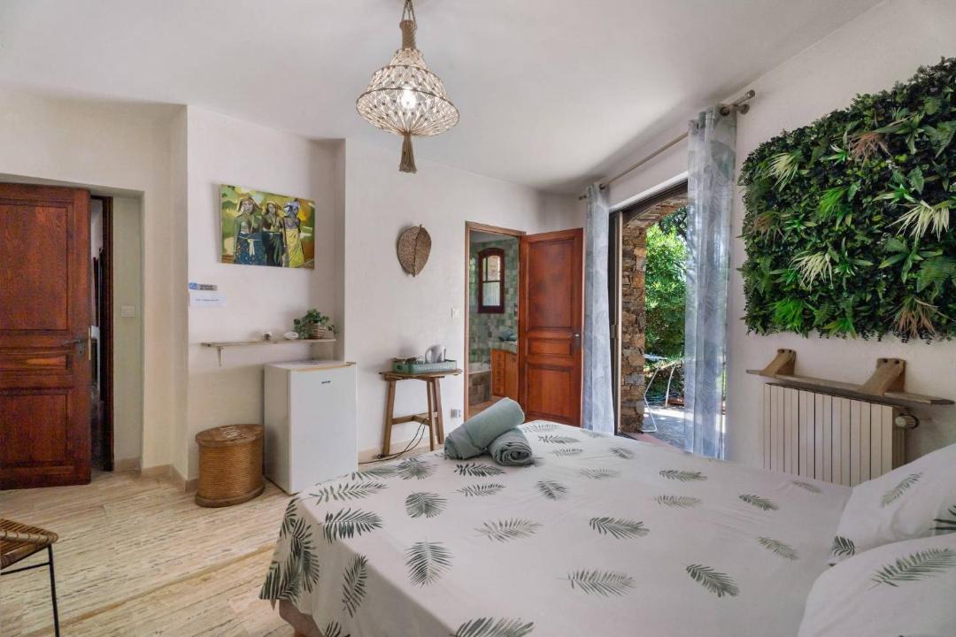 Photo of Bedroom in Hyeres