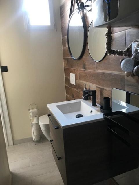 Photo of Bathroom in Notre-Dame-Limite