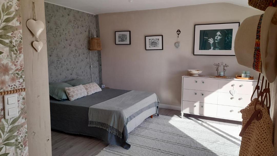 Photo of Bedroom in Saint-Jean-de-Barrou