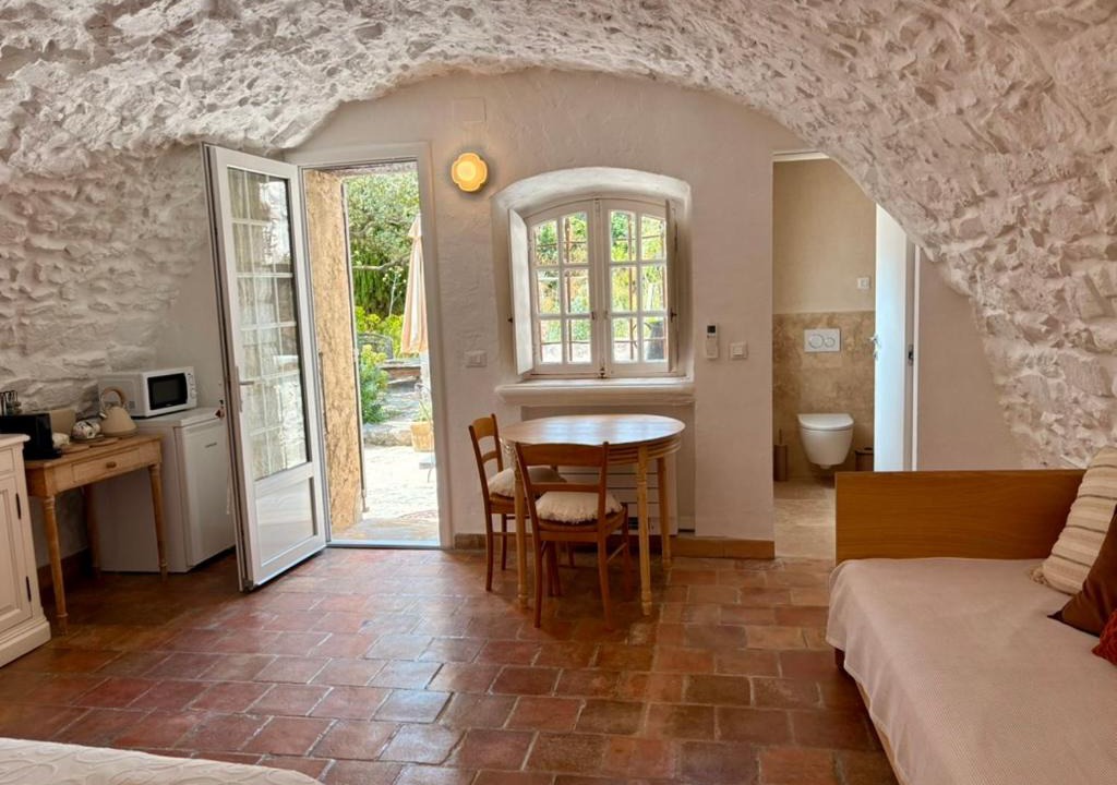Photo of Others in Eze