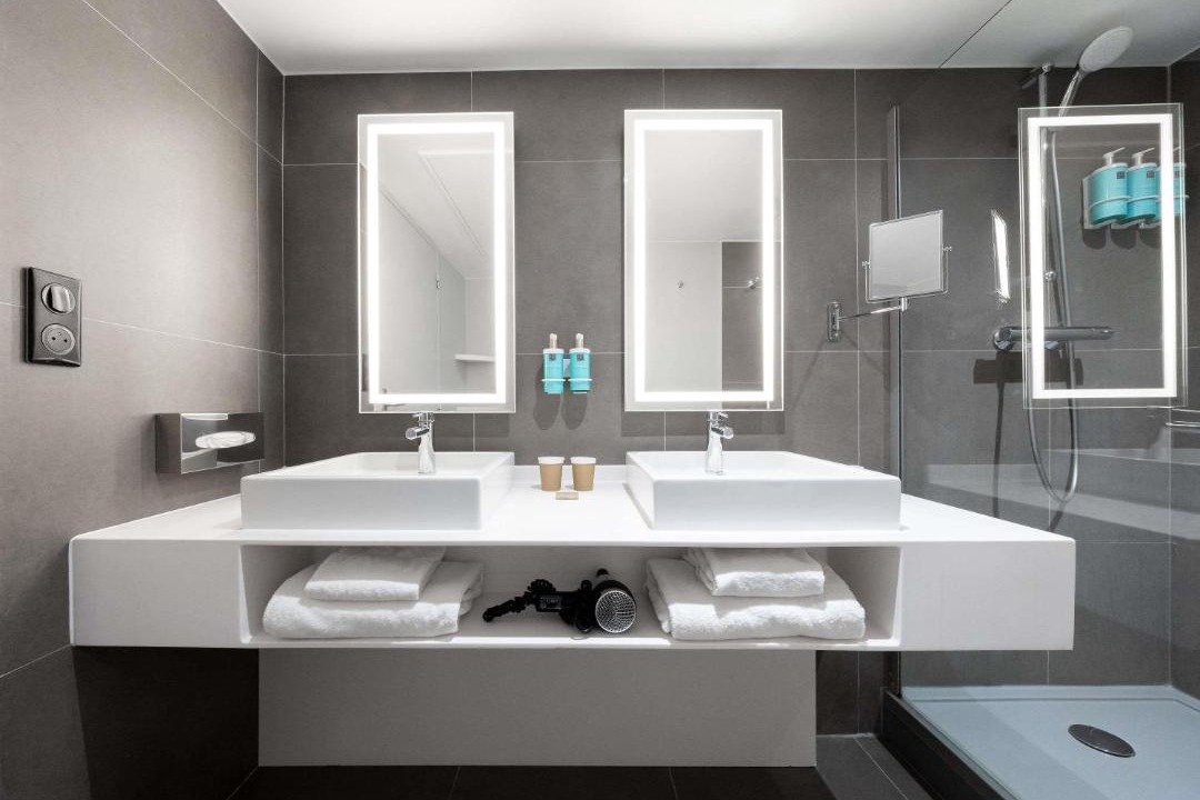 Photo of Bathroom in Antigone
