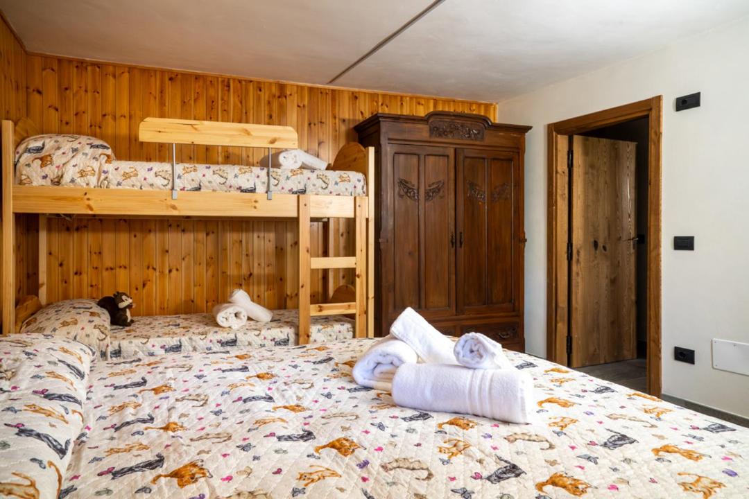 Photo of Bedroom in Ostana