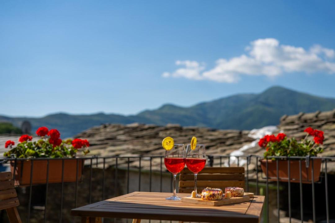 Photo of Patio Balcony in Ostana