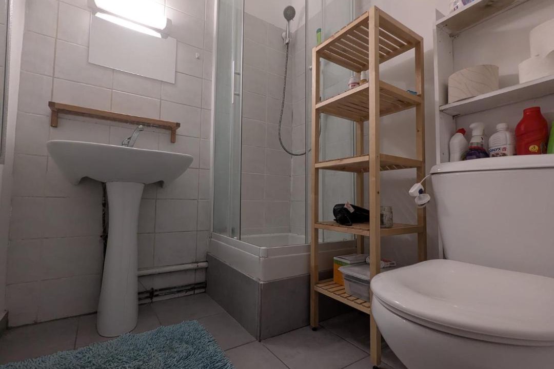 Photo of Bathroom in Saint-Lambert