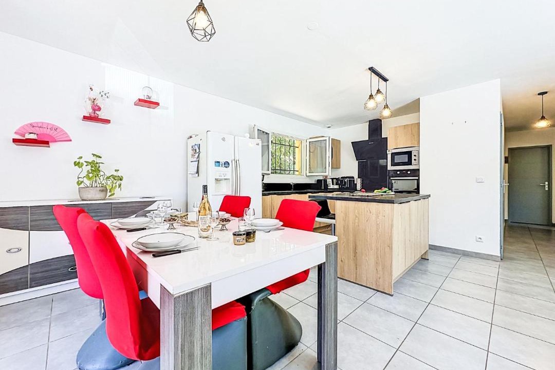 Photo of Kitchen in Saint-Genies-de-Malgoires