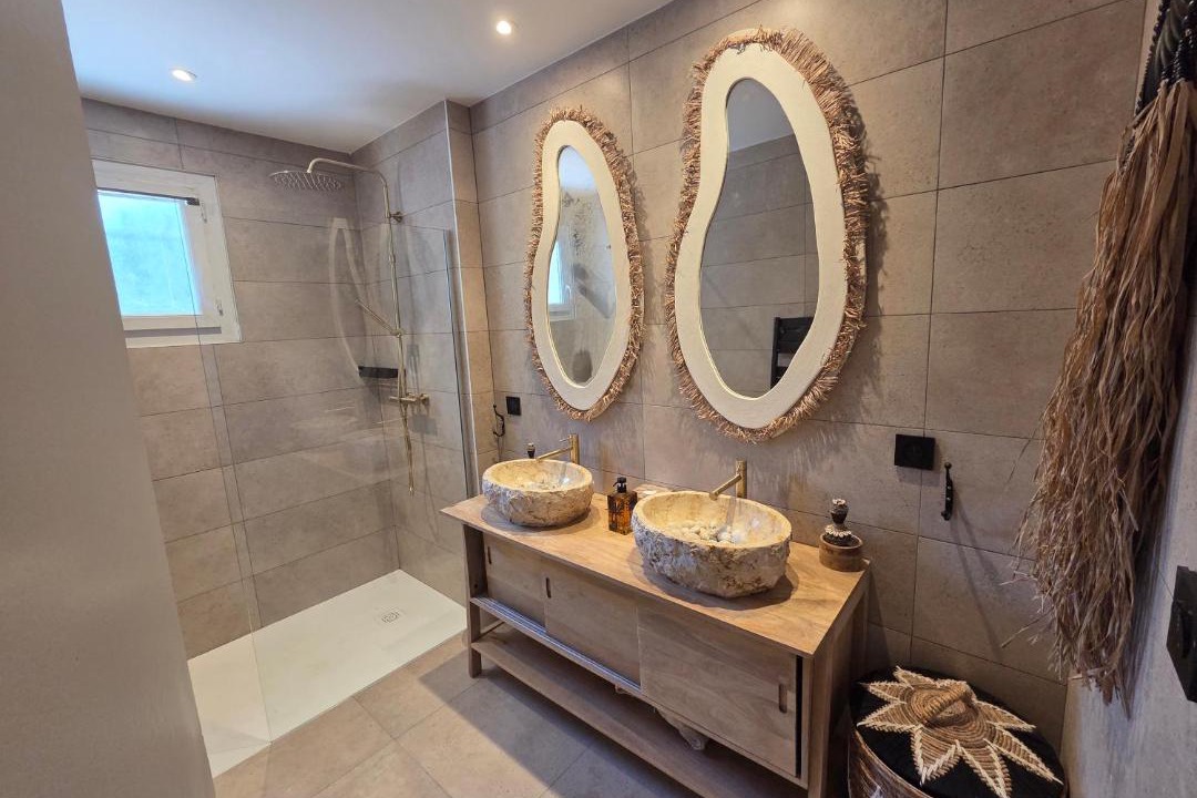 Photo of Bathroom in Restinclieres